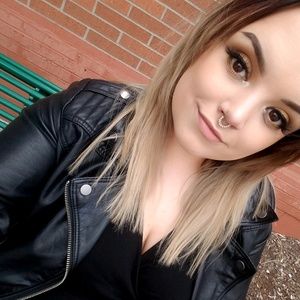 Meet your Posher, Shelby